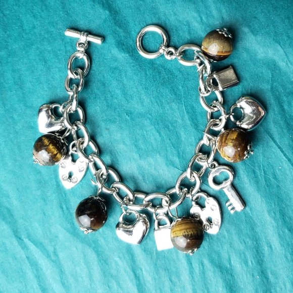 2/10$ Silver tone charm bracelet tiger eye lock and keys - Picture 2 of 5